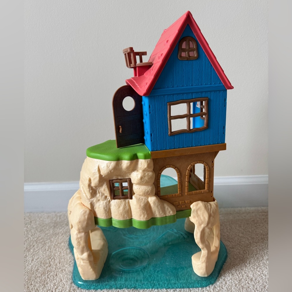Secret Island calico critters sylavanian families